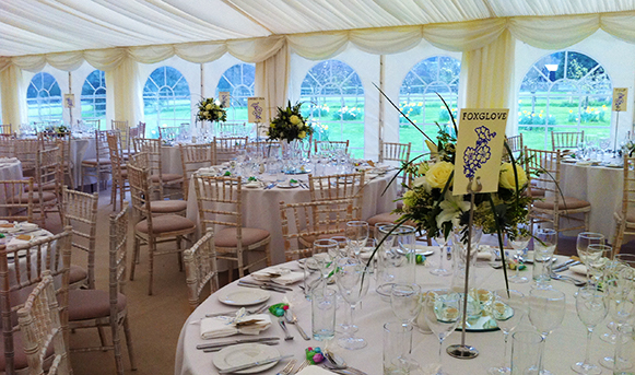 Spring wedding in Westerham